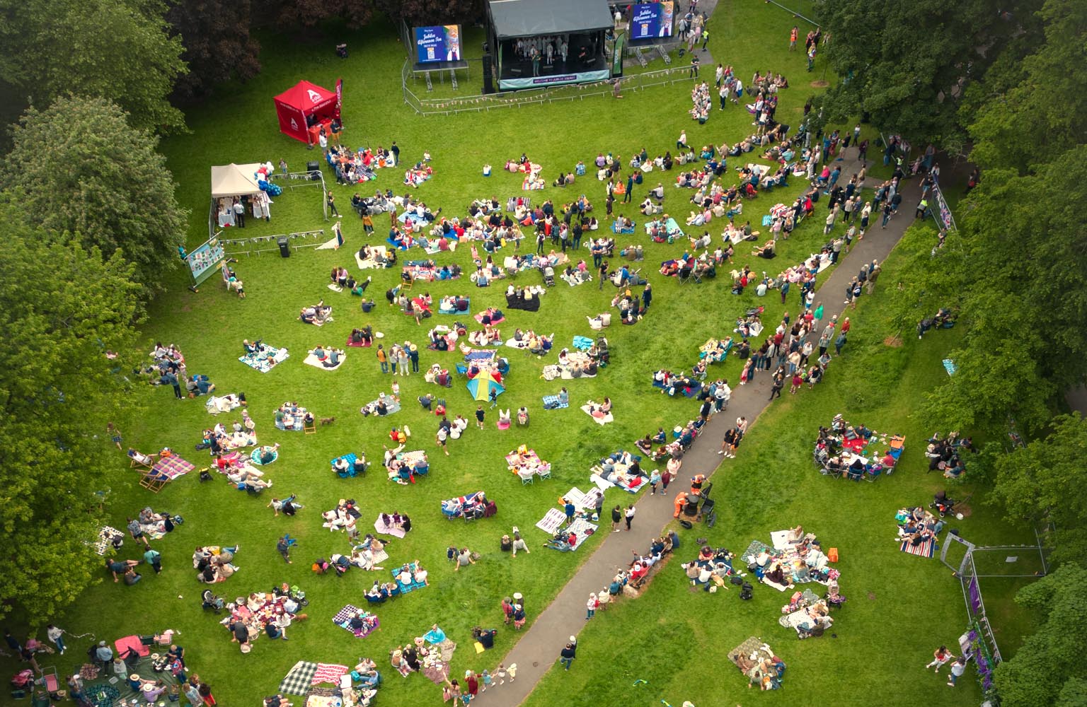 Thousands enjoy Platinum Jubilee celebrations in Harrogate